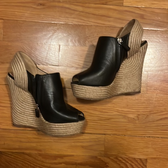 Gucci Open toe wedge sling back side zipper - Picture 7 of 10